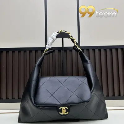 CHANEL | Item ID: 01846
