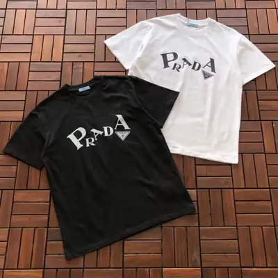 PRADA T-Shirt
