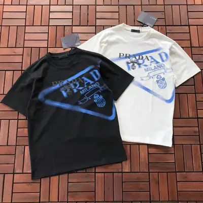 PRADA T-Shirt