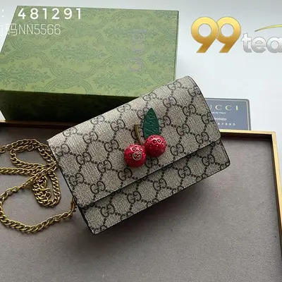 GUCCI | Item ID: 14881