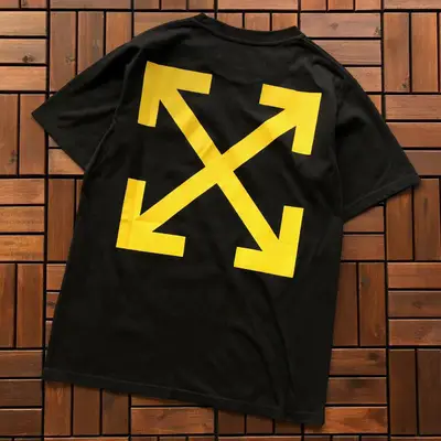 OFF-WHITE T-Shirt