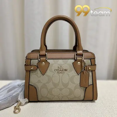 COACH | Item ID: 04806