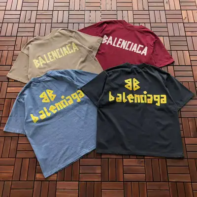 BALENCIAGA T-Shirt