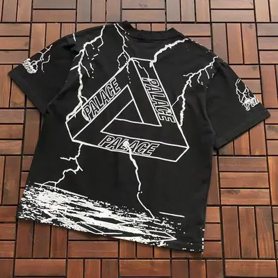 PALACE T-Shirt