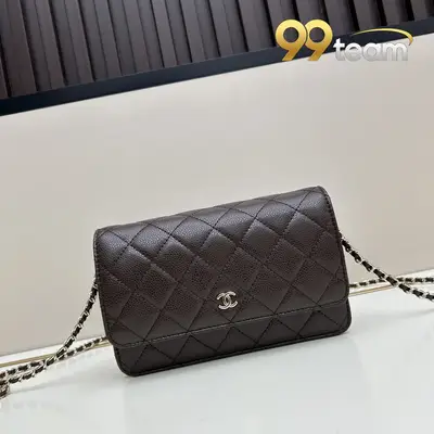 CHANEL | Item ID: 02323