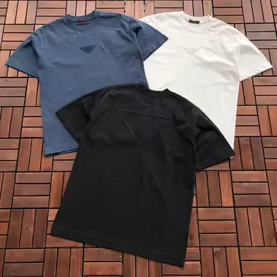 PRADA T-Shirt