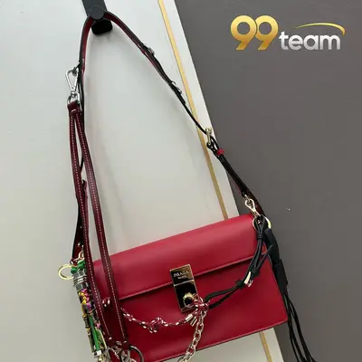 PRADA | Item ID: 09434
