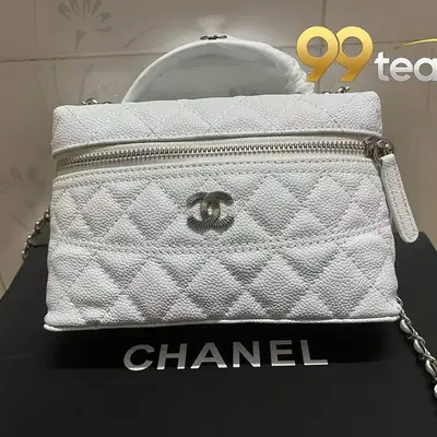 CHANEL | Item ID: 01148