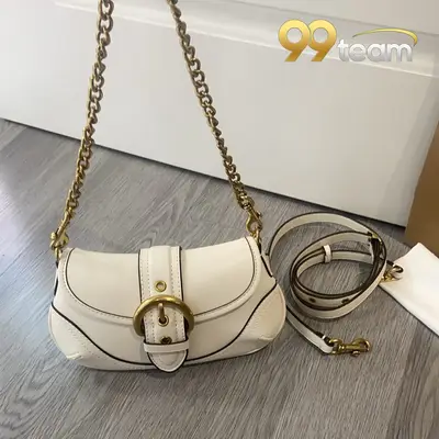 COACH | Item ID: 05023