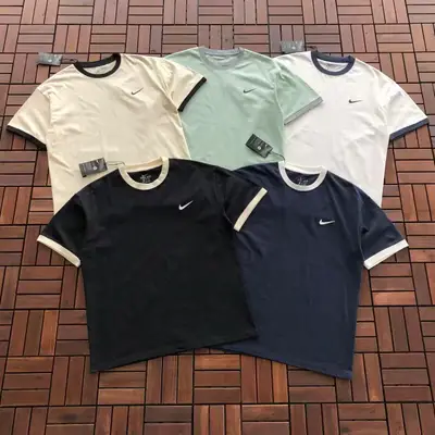 NIKE T-Shirt