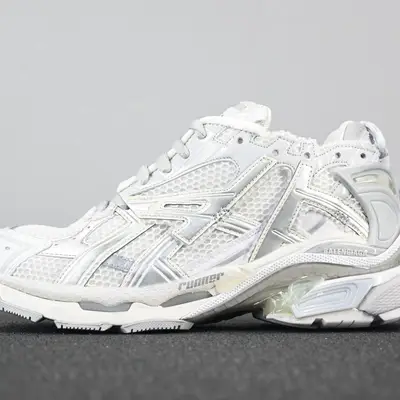 BALENCIAGA Sneaker