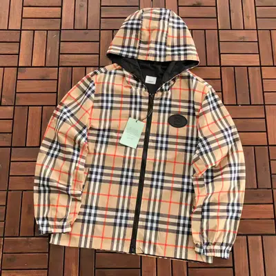 BURBERRY Jacke