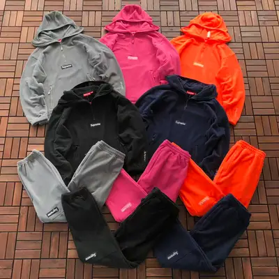 SUPREME Hoodie