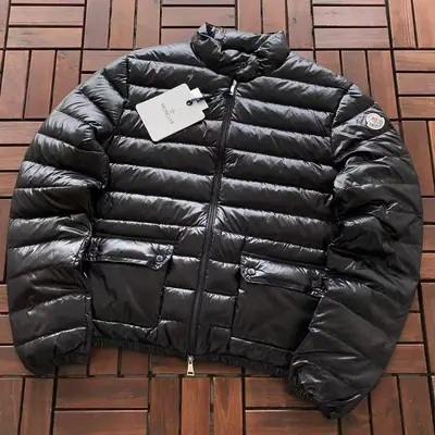 MONCLER Jacke