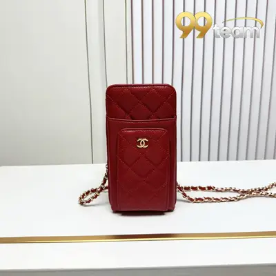 CHANEL | Item ID: 02375