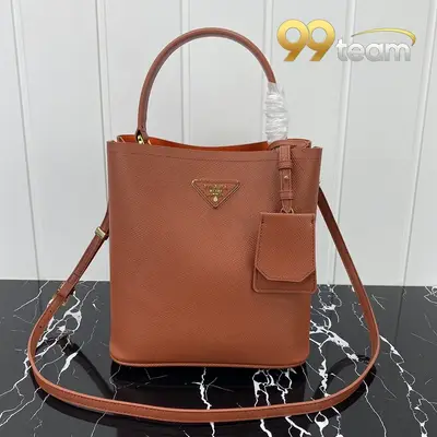 PRADA | Item ID: 08433