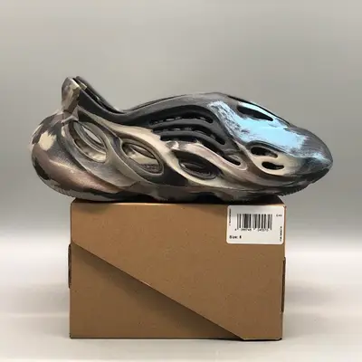 YEEZY