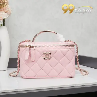 CHANEL | Item ID: 01816