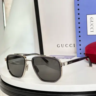 GUCCI Brille