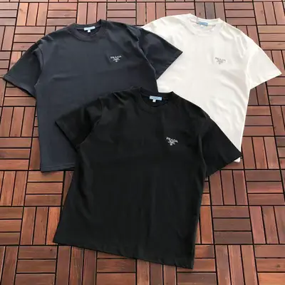 PRADA T-Shirt