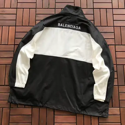BALENCIAGA Jacke