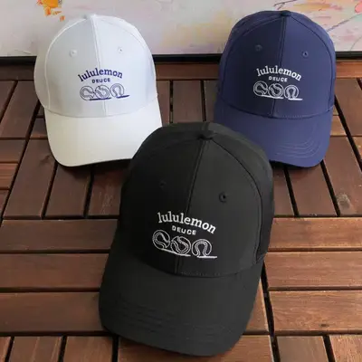 LULULEMON Cap
