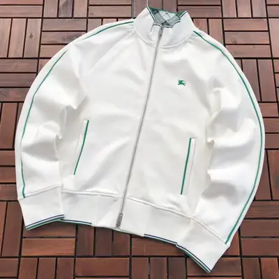 BURBERRY Sweater