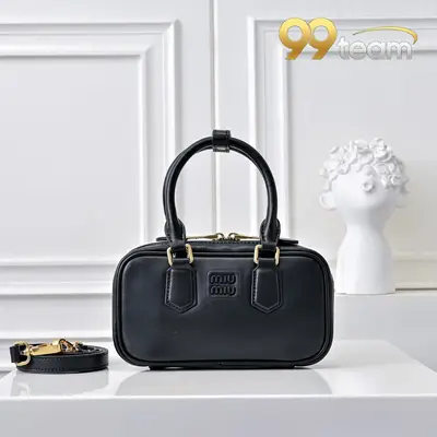 MIU MIU | Item ID: 08182