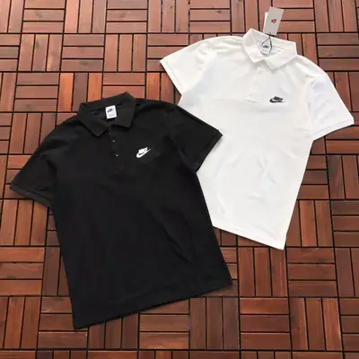 NIKE T-Shirt