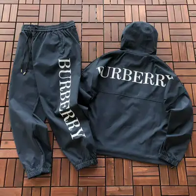BURBERRY Hose