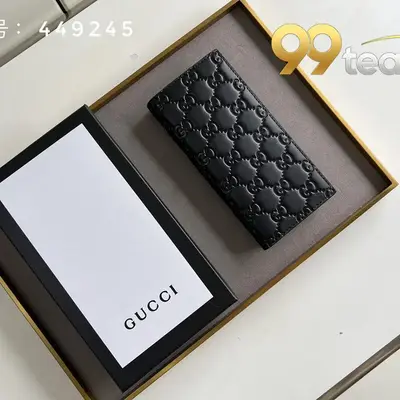 GUCCI | Item ID: 17333