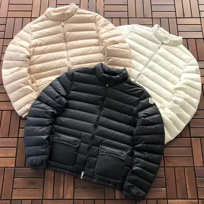 MONCLER Jacke