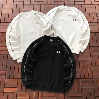 UNDER ARMOUR Sweater