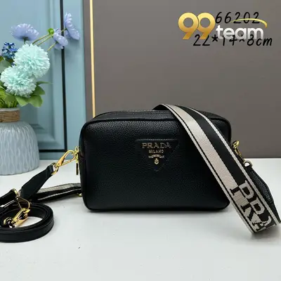 PRADA | Item ID: 09555