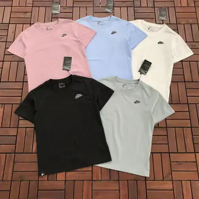 NIKE T-Shirt