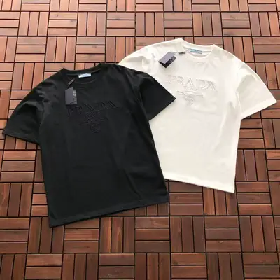 PRADA T-Shirt