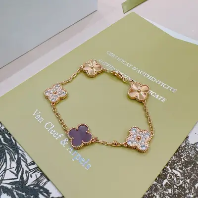 VAN CLEEF & ARPELS Schmuck