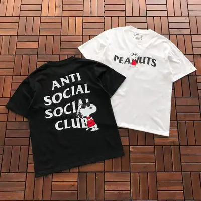 ANTI SOCIAL SOCIAL CLUB T-Shirt
