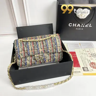 CHANEL | Item ID: 02291