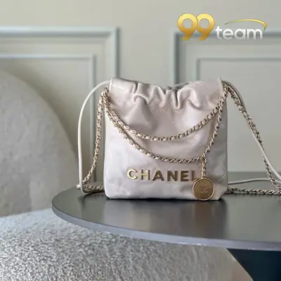 CHANEL | Item ID: 00150