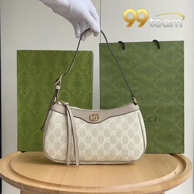 GUCCI | Item ID: 16126