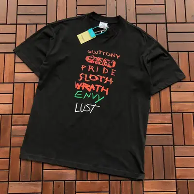 VETEMENTS T-Shirt