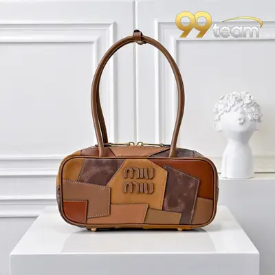 MIU MIU | Item ID: 08204