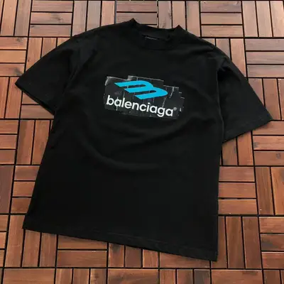 BALENCIAGA T-Shirt