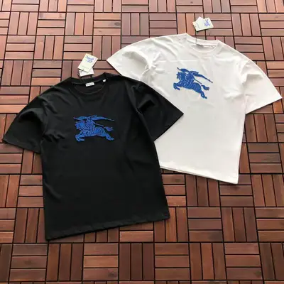 BURBERRY T-Shirt
