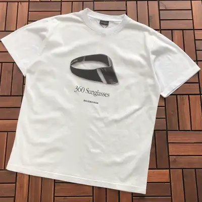BALENCIAGA T-Shirt