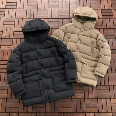 MONCLER Jacke