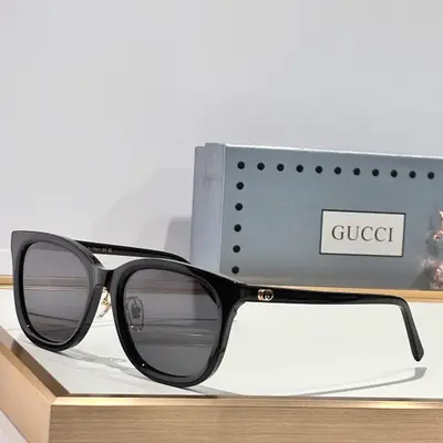 GUCCI Brille