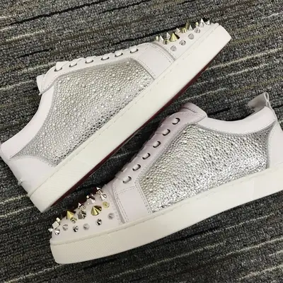 LOUBOUTINS