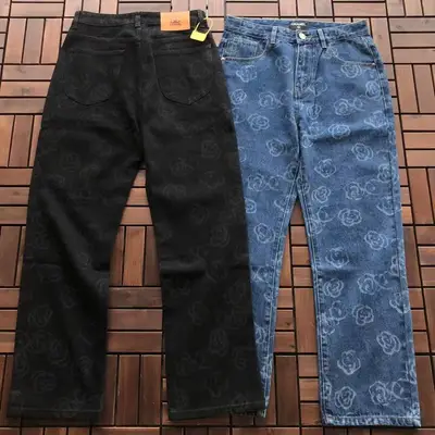 CHANEL Jeans
